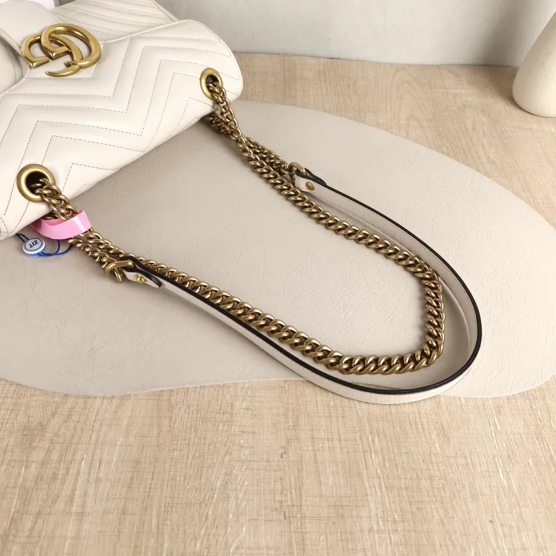 GUCCI Crossbody Bag GG Marmont Medium Marmont 26 White Calfskin 26 × 7 × 15 cm — detail view 12 of 12