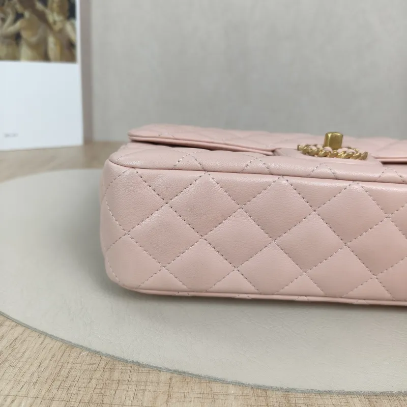 Chanel Crossbody Bag24c cf Pink Lambskin Small Edition23 × 6.5 × 14 cm — detail view 5 of 14
