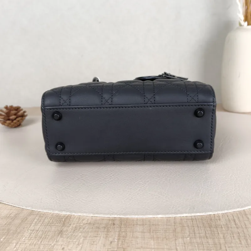 DIOR Crossbody Bag Lady Lady Dior Bag Black Lambskinmini17 × 7 × 15 cm — cover view 2 of 6