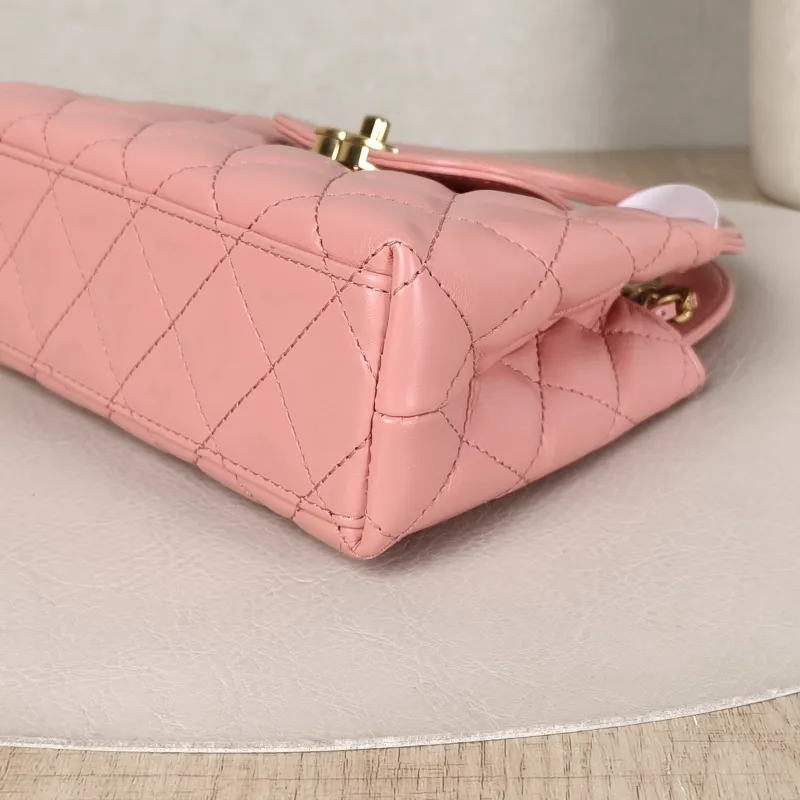 Chanel Crossbody Bag Kelly Pink Calfskinmini19 × 7 × 13 cm — detail view 6 of 15
