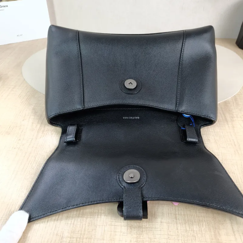 BALENCIAGA Shoulder Bag DOWNTOWN Black Calfskin Small 30 × 10 × 17.5 cm — detail view 13 of 13