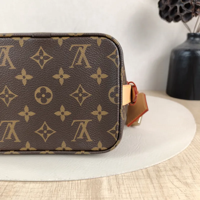 Louis Vuitton Top Handle Bag ALL IN BB Monogram PVC BB 16 × 12 × 18 cm — detail view 7 of 12