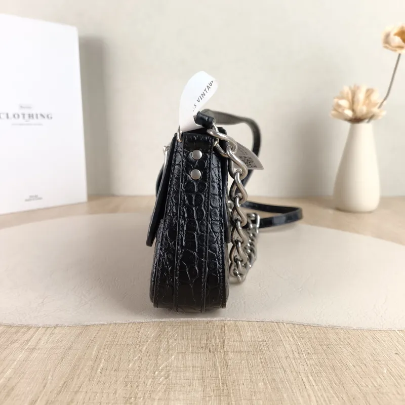 BALENCIAGA Shoulder Bag Lindsay Black Calfskin Small 29 × 5 × 13 cm — detail view 10 of 11