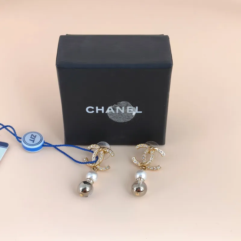 Chanel Earrings c Pearl Earrings Gold · One Size — cover view 4 of 6