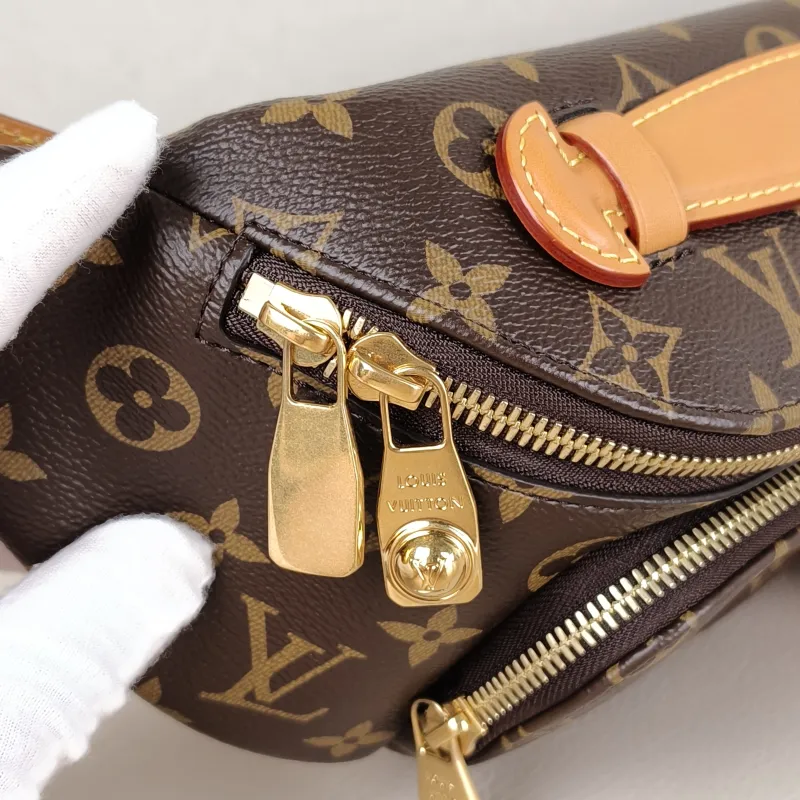 Louis Vuitton Belt Bag Rush Belt Bag Monogram PVC One Size 30 × 8 × 15 cm — detail view 10 of 11