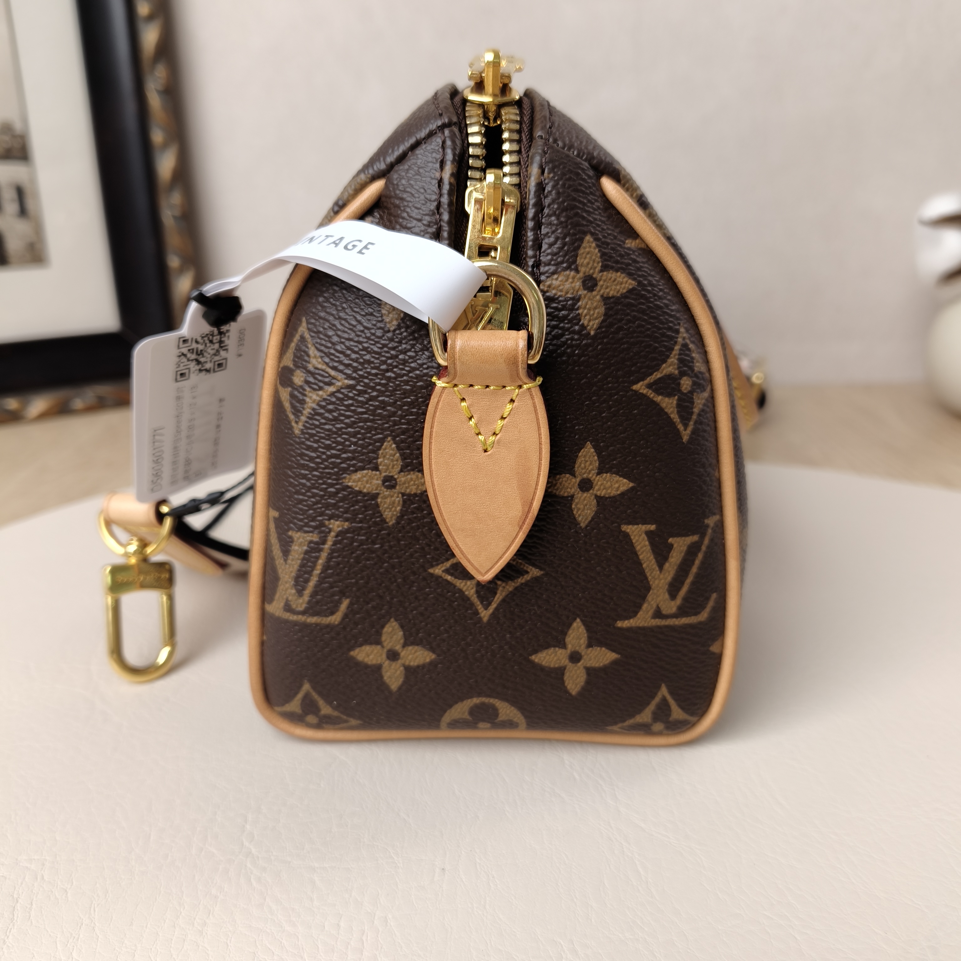 Louis Vuitton Crossbody Bag Speedy20 Shoulder Strap PVC Small20.5 × 12 × 13.5 cm — cover view 5 of 10