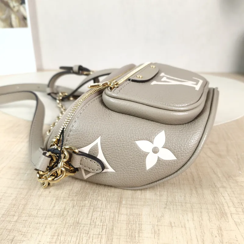 Louis Vuitton Crossbody Bag Bumbag Belt Bag Calfskin Mini 17 × 9.5 × 12 cm — detail view 1 of 11