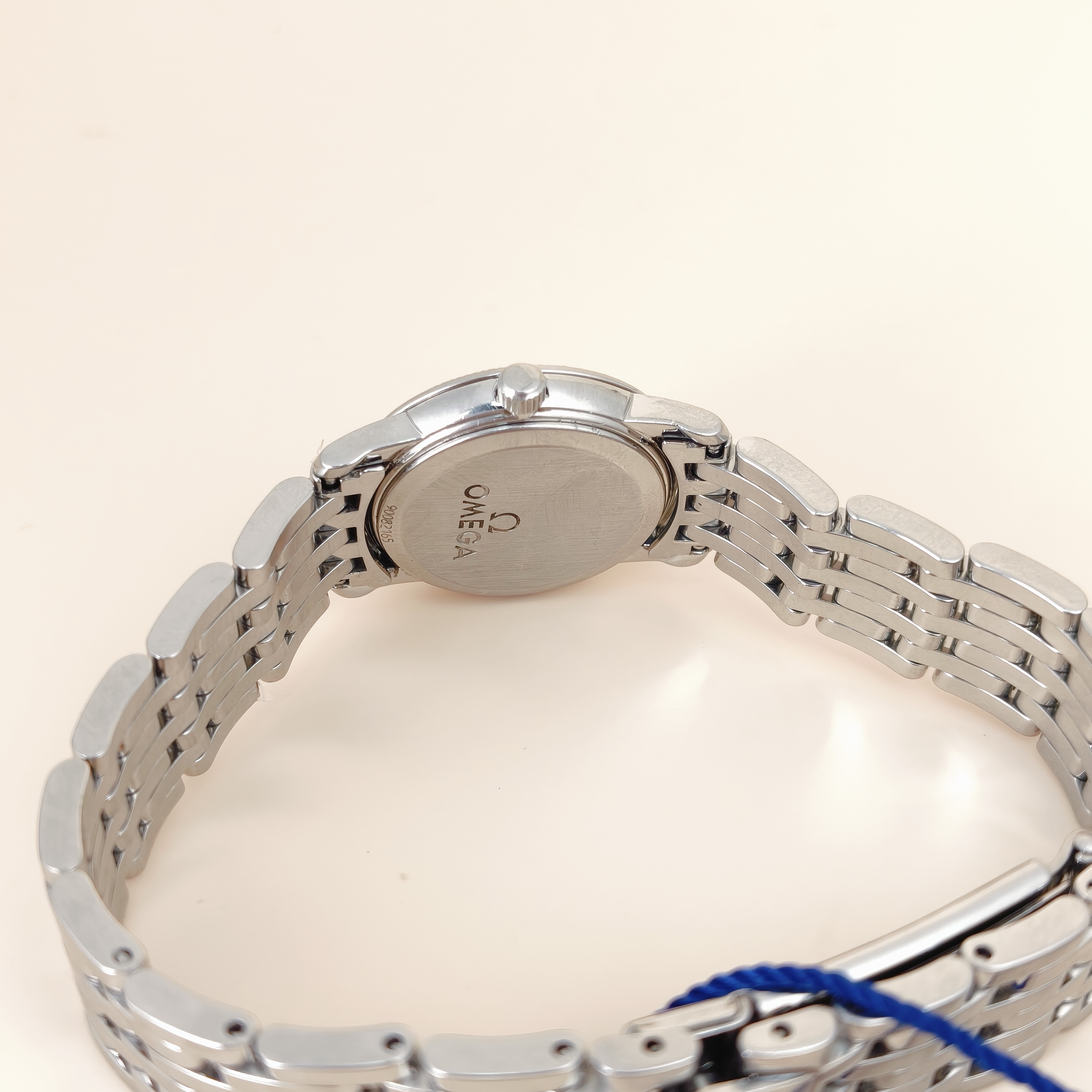 OMEGA Watch Collection Watch White 22mm Watch — cover view 2 of 7