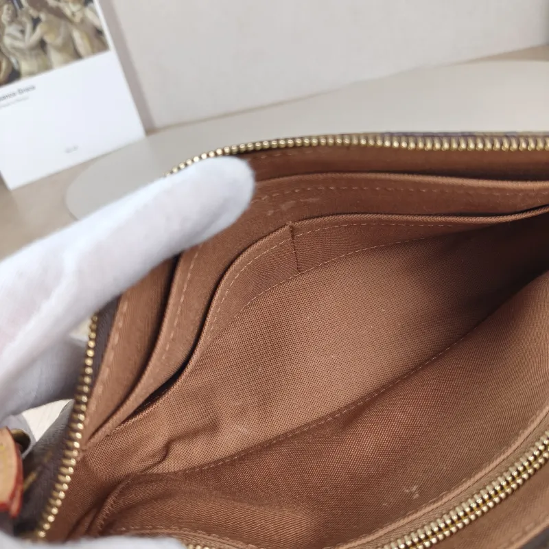 Louis Vuitton Shoulder Bag Pochette Accessoires Two Straps Monogram PVC Large 23.5 × 4 × 13.5 cm — detail view 2 of 10