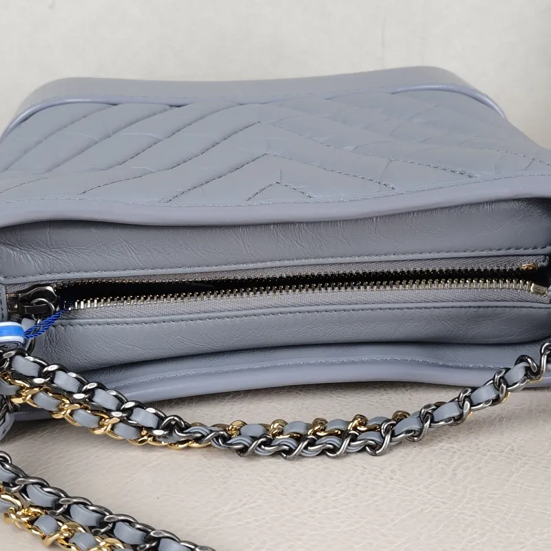 Chanel Crossbody Bag v Gabrielle Gabrielle Bag Grey Calfskin Small 20 × 8 × 15 cm 28 — detail view 11 of 14