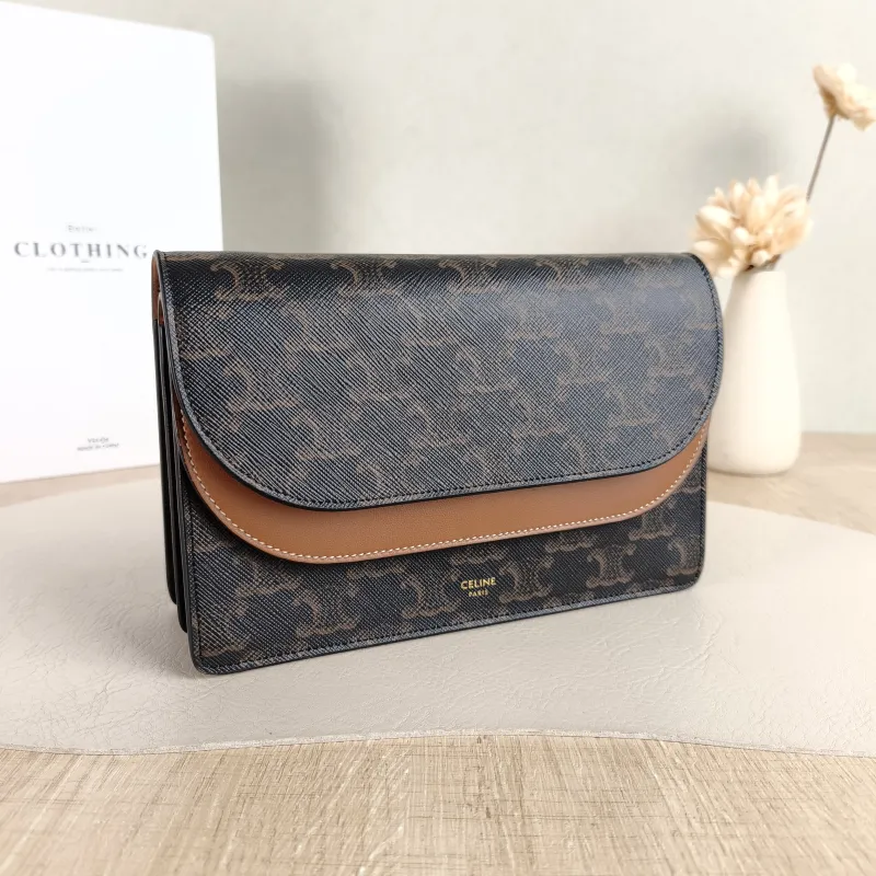 CELINE Crossbody Bag TRIOMPHE Clutchwoc Monogram PVC 20 × 6 × 12 cm — cover view 5 of 5