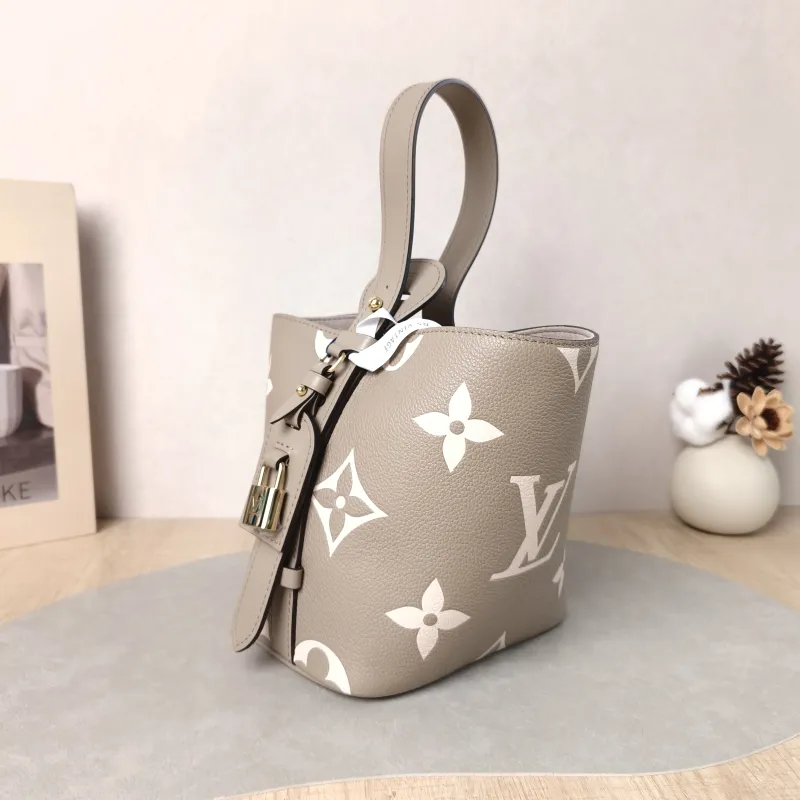 Louis Vuitton Top Handle Bag ALL IN BB · White Empreinte Embossed Calfskin BB 16 × 12 × 18 cm — cover view 3 of 5