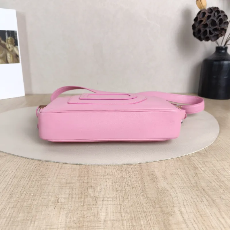 DELVAUX Crossbody Bag Crossbody Bag Pink Calfskin One Size22 × 4.5 × 15 cm — cover view 4 of 5