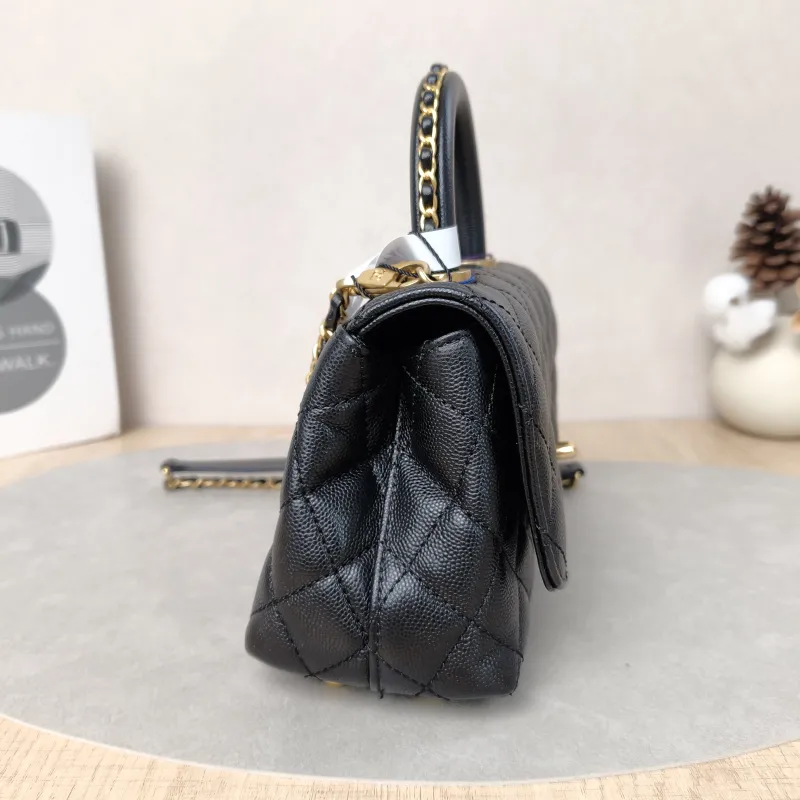Chanel Crossbody Bag Edition coco handle Black Grained Calfskinmini19 × 9 × 13 cm — detail view 14 of 18