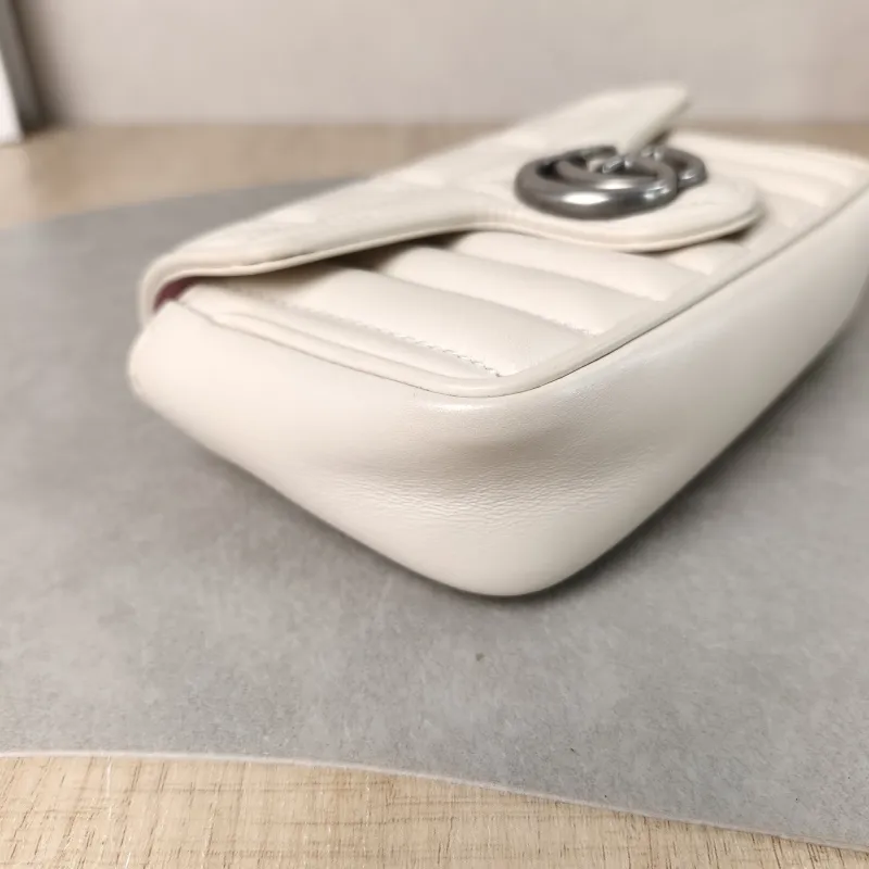 GUCCI Crossbody Bag GG Marmont Mini Marmont Mini White Calfskin Mini 16.5 × 4.5 × 9.5 cm — detail view 1 of 12