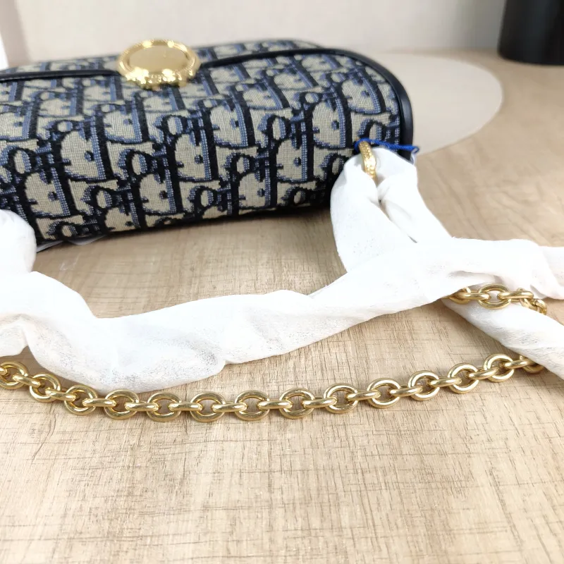 DIOR Shoulder Bag Médaillon Blue Canvas Small 21 × 5.5 × 12 cm — detail view 4 of 13