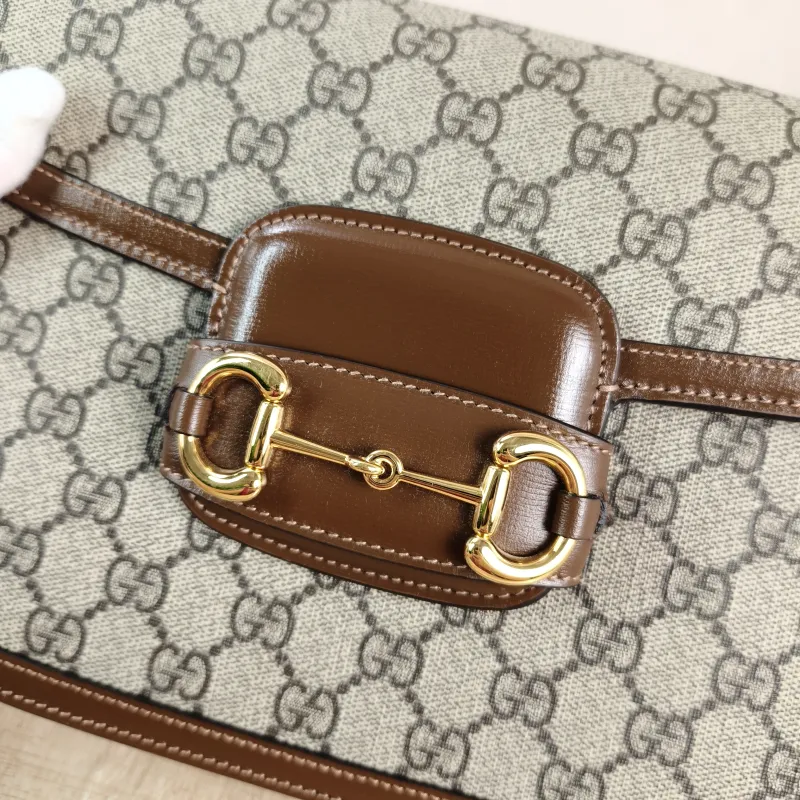GUCCI Shoulder Bag Horsebit 1955 Horsebit Medium Monogram PVC Medium 25 × 8 × 18 cm — detail view 6 of 11