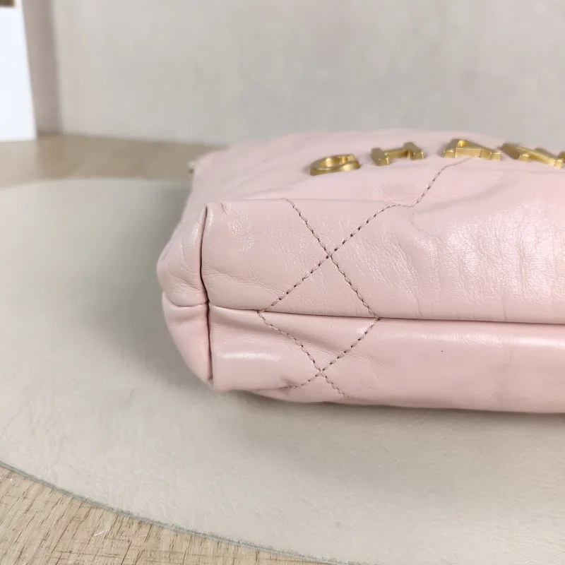 Chanel Crossbody Bag22Bag Pink Calfskinmini20 × 6 × 19 cm — detail view 10 of 12