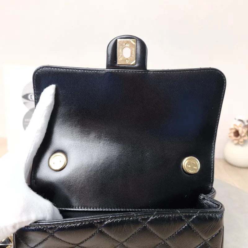 Chanel Shoulder Bag cf mini Black Waxed Leather mini 20 × 5 × 12 cm — detail view 1 of 12