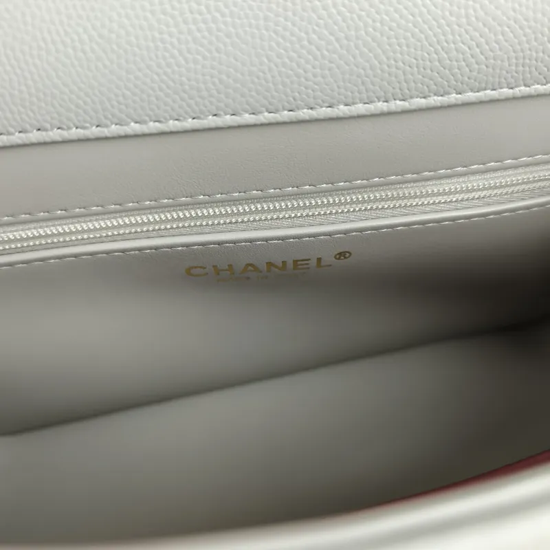 Chanel Shoulder Bag 26p preppy coco Grey Grained Calfskin Small 22 × 7 × 15 cm — detail view 5 of 10