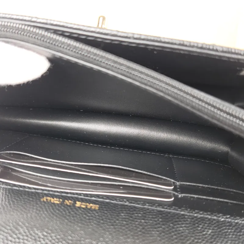 Chanel Crossbody Bag Black Grained Calfskin One Size19 × 7 × 11.5 cm — detail view 7 of 12