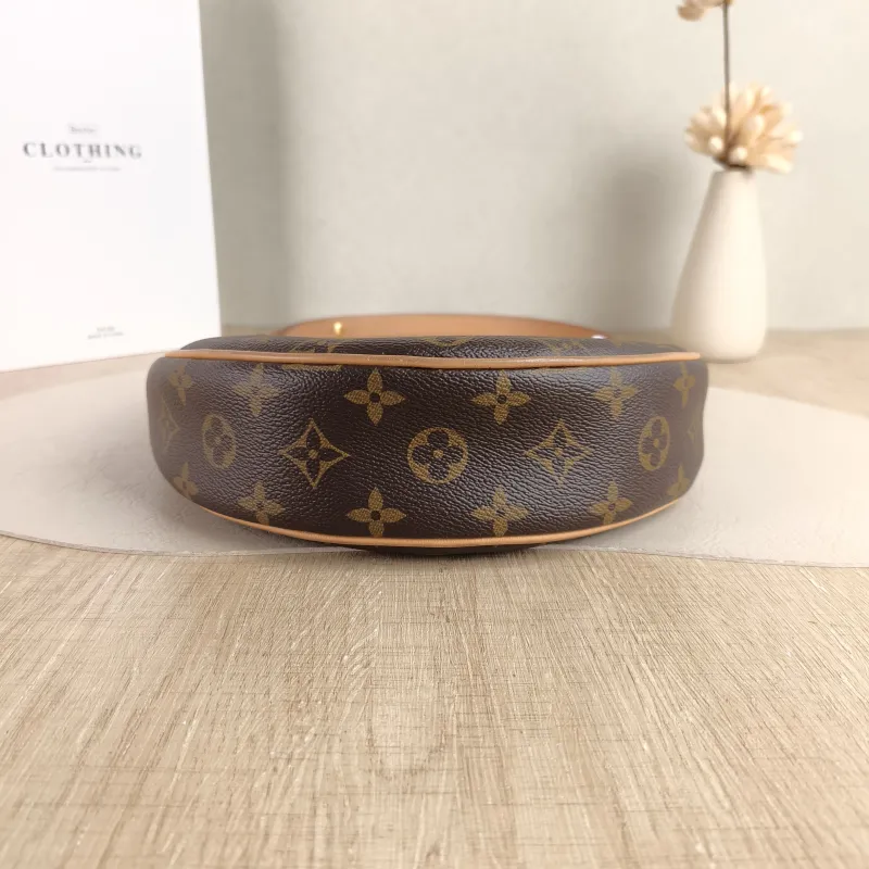 Louis Vuitton Crossbody Bag Loop Monogram PVC Small 23 × 6 × 13 cm — cover view 4 of 5