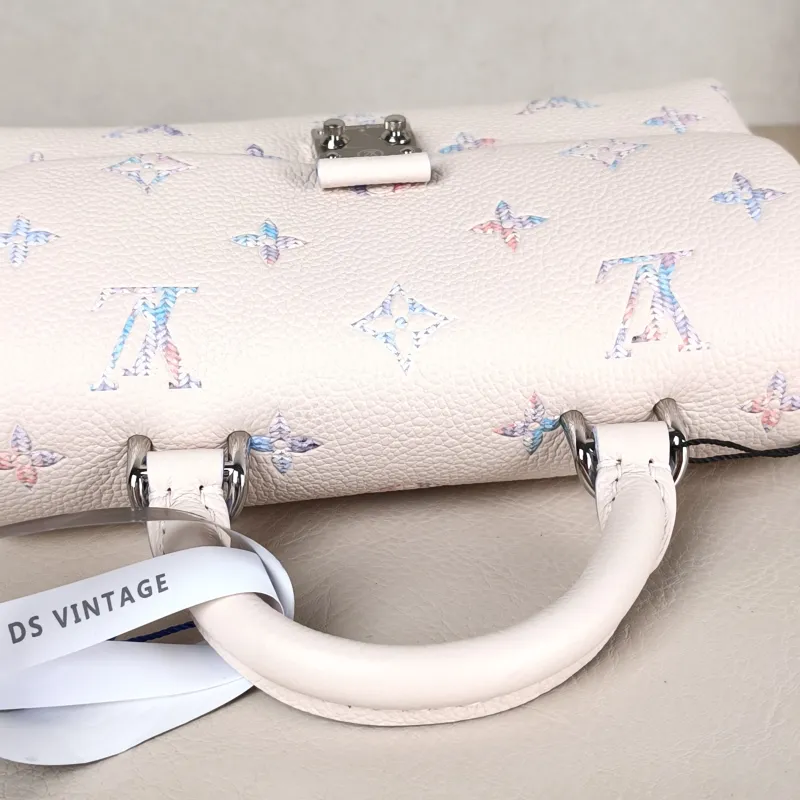 Louis Vuitton Crossbody Bag MADELEINE Calfskin nano 21 × 6 × 12.5 cm — detail view 10 of 12