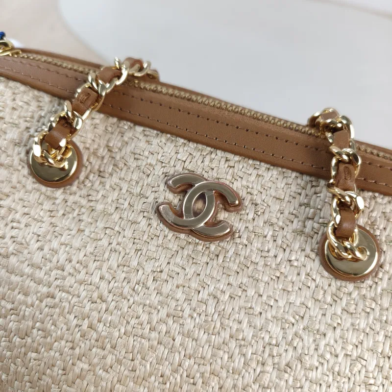 Chanel Crossbody Bag Crossbody Bag Brown Woven Mini 19 × 11 × 11 cm — detail view 10 of 11