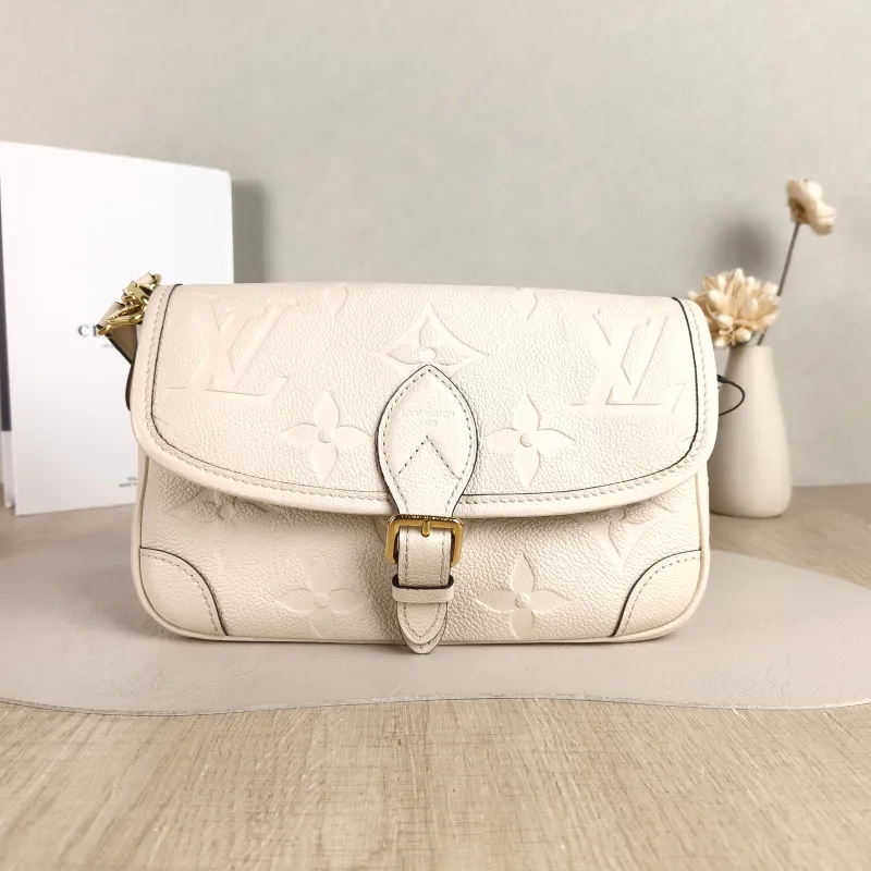 Louis Vuitton Crossbody Bag Diane Baguette Bag White Empreinte Embossed Calfskin Small 24 × 9 × 15 cm