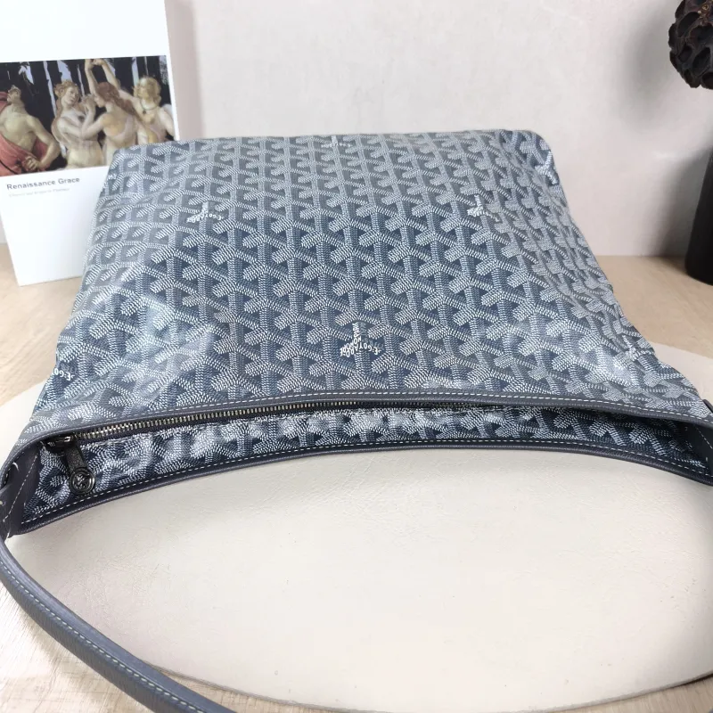 GOYARD Shoulder Bag Boheme Hobo​ Grey ine Canvas Small 43 × 14 × 27 cm — detail view 13 of 14