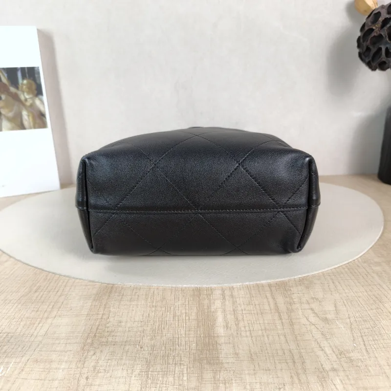 Chanel Shoulder Bag hobo Black Lambskin One Size 20 × 9 × 20 cm — cover view 5 of 5