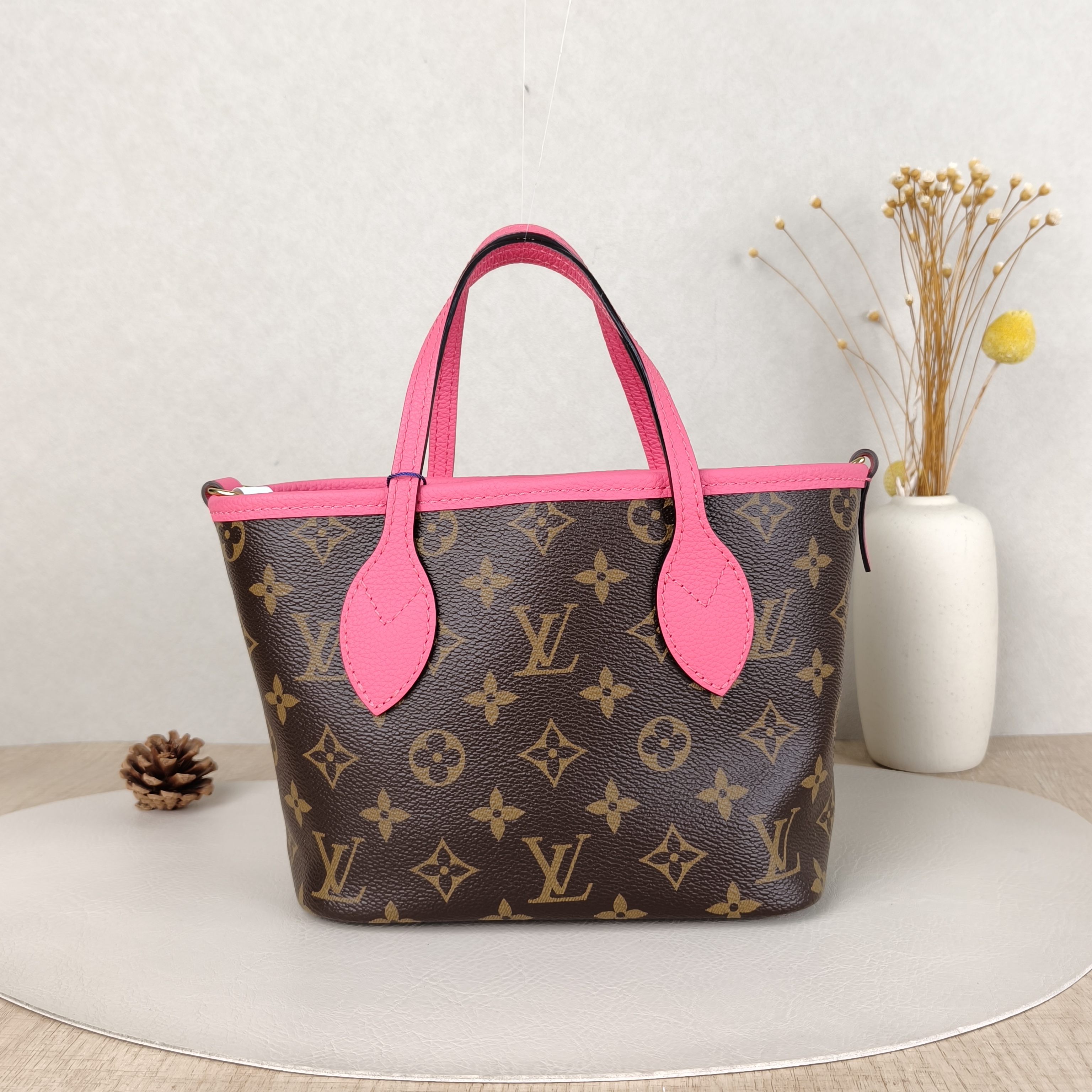 Louis Vuitton Shoulder Bag NEVERFULL INSIDE OUT BB Red PVC · Calfskin BB26.5 × 11 × 16.5 cm