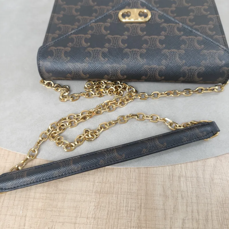 CELINE Crossbody Bagmallon triomphe woc Monogram PV Cmini19.5 × 4 × 13 cm — detail view 9 of 16