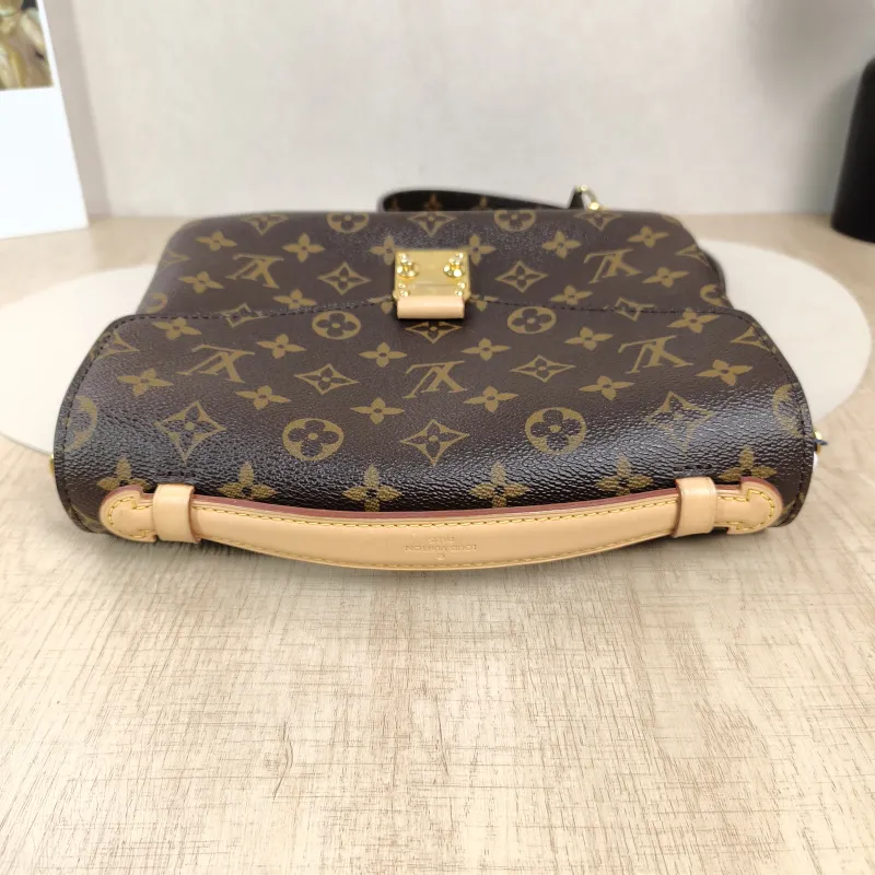Louis Vuitton Crossbody Bag Pochette Métis Monogram PVC Medium25 × 7 × 19 cm Conditioned — detail view 6 of 14