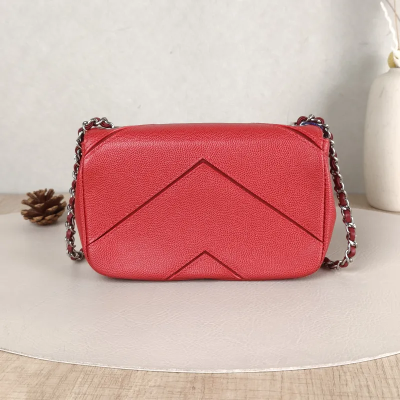 Chanel Crossbody Bagcf Collection Crossbody Bag Red Calfskinmini18 × 4 × 11.5 cm — cover view 3 of 5