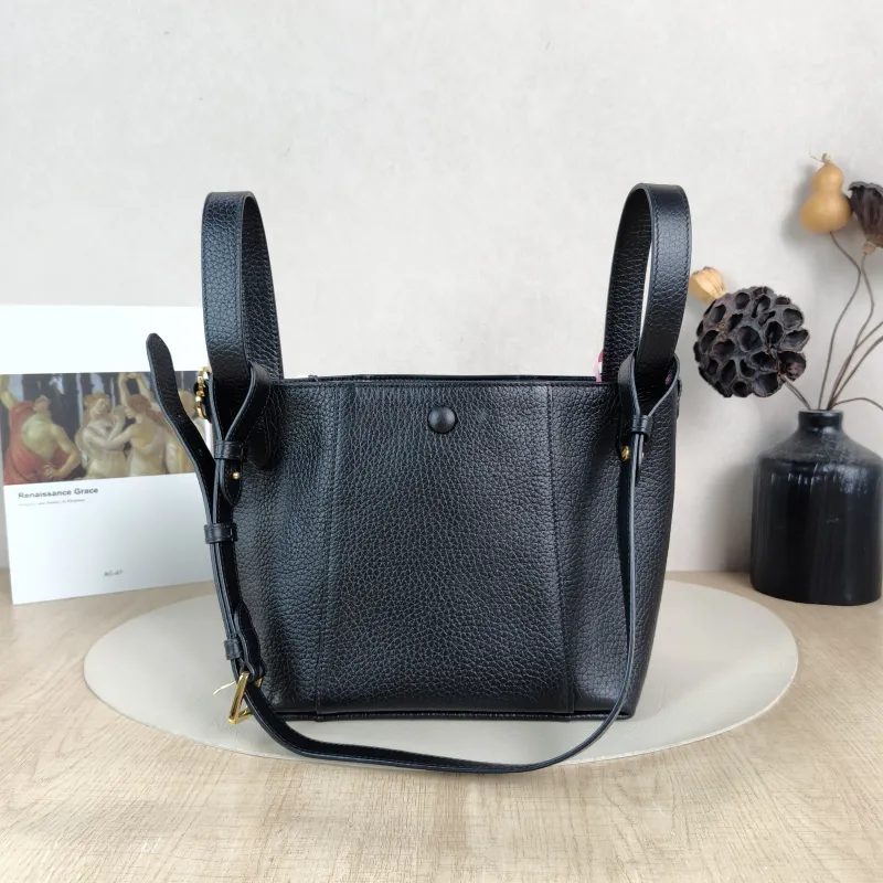 DIOR Top Handle Bag Signature Bucket Bag Black Calfskin Small 21 × 11 × 19 cm — cover view 2 of 5