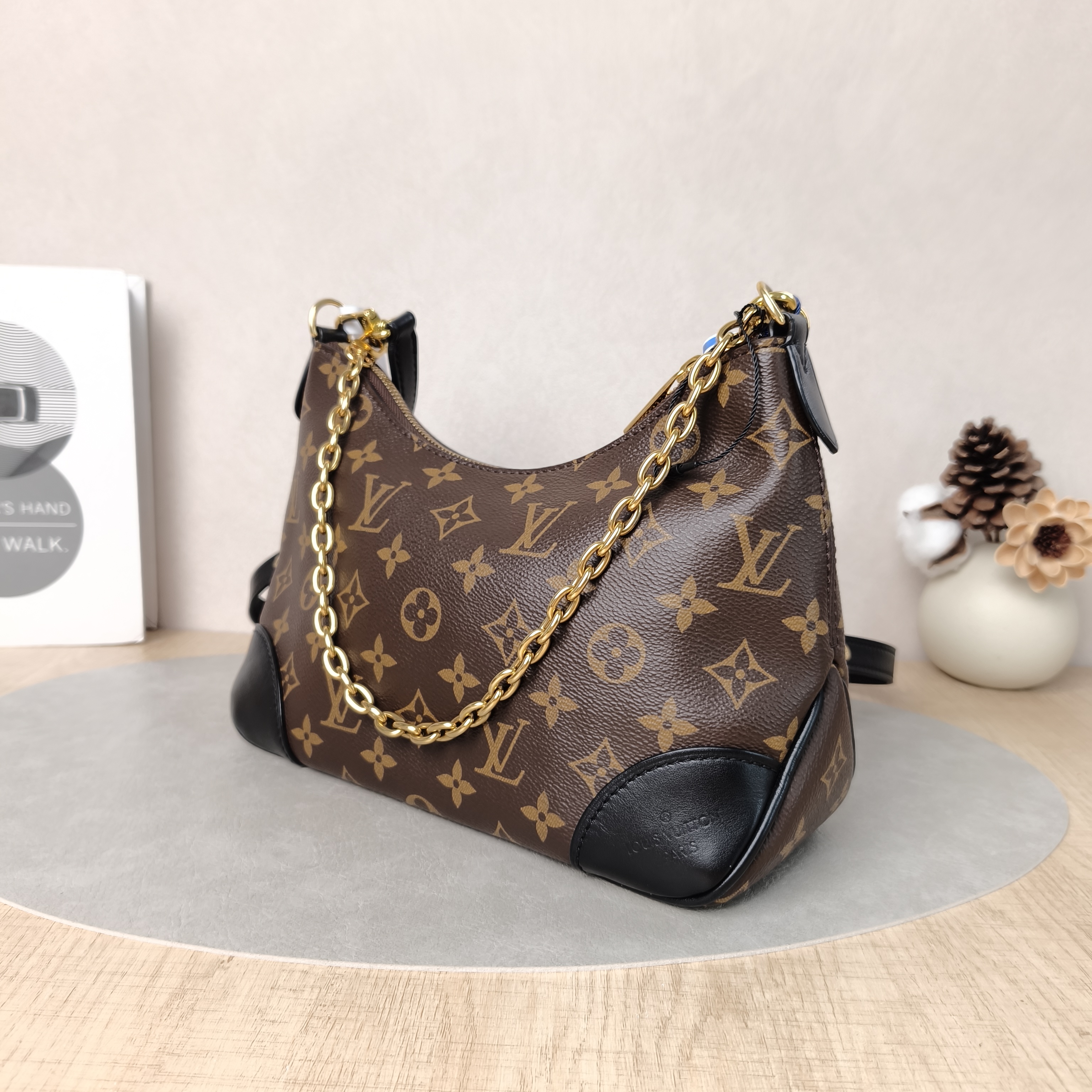 Louis Vuitton Crossbody Bag Boulogne PVC Small26 × 9.5 × 16 cm — cover view 3 of 5
