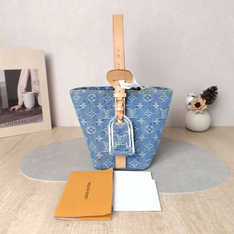 Louis Vuitton Top Handle Bag ALL IN BB Blue BB 16 × 12 × 18 cm — cover view 5 of 6