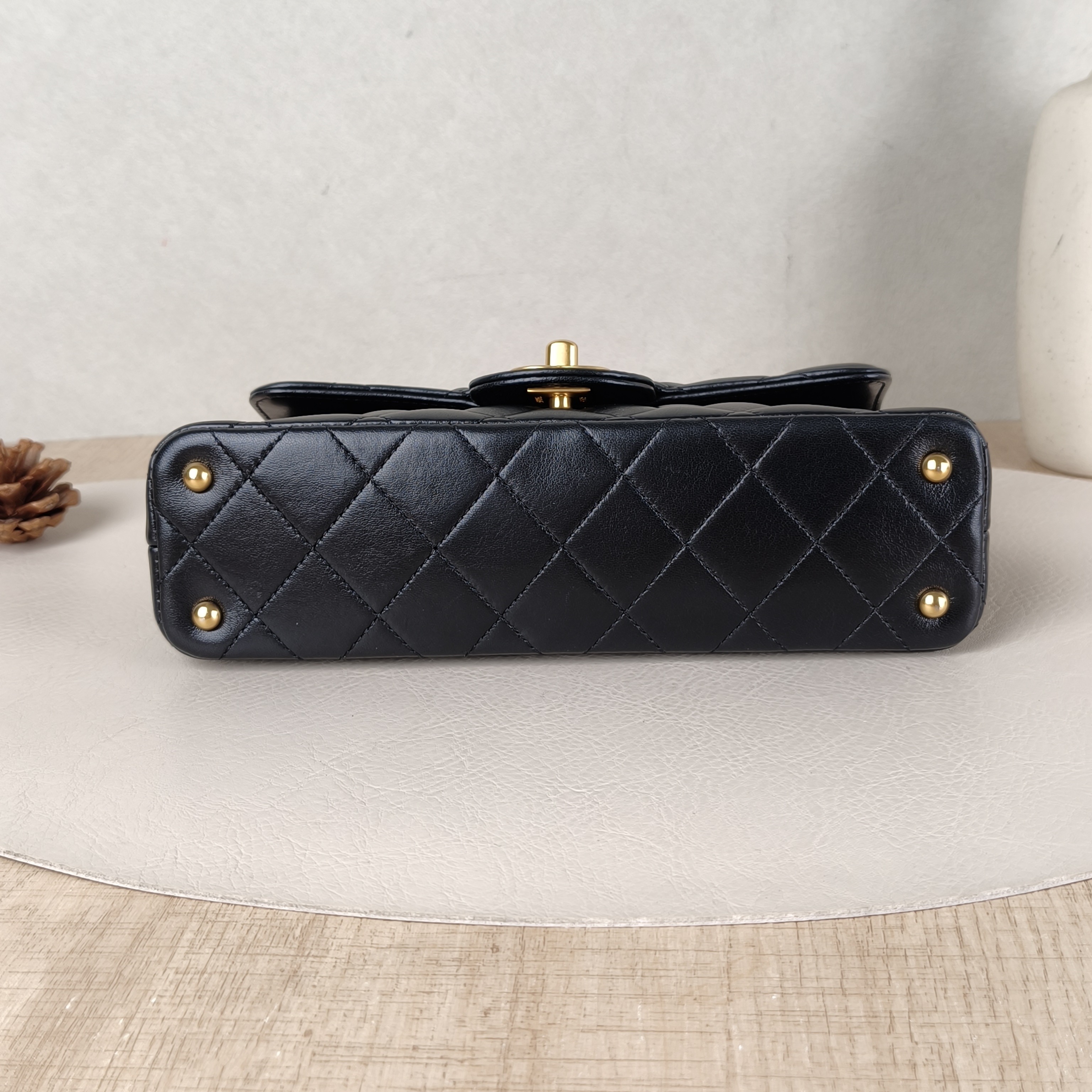 Chanel Crossbody Bag25p kelly Black Lambskin One Size22 × 6 × 11 cm — cover view 2 of 6
