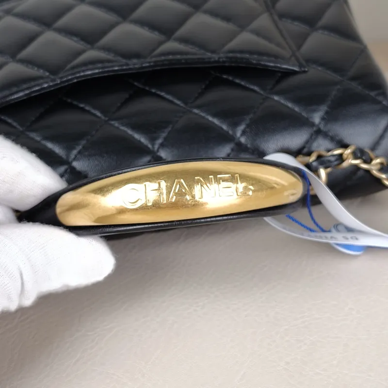 Chanel Crossbody Bag mini Black Lambskin mini20 × 6 × 12 cm — detail view 14 of 14