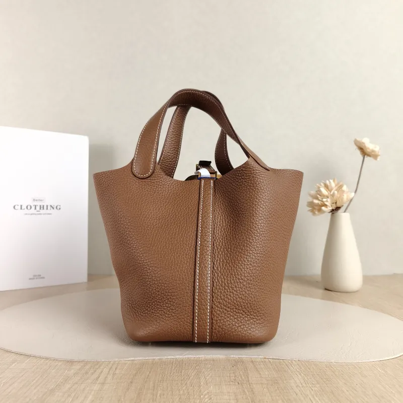 Hermès Top Handle Bag Picotin Lock 18 18 TC Calfskin Small 18 × 13 × 19 cm B — cover view 3 of 6