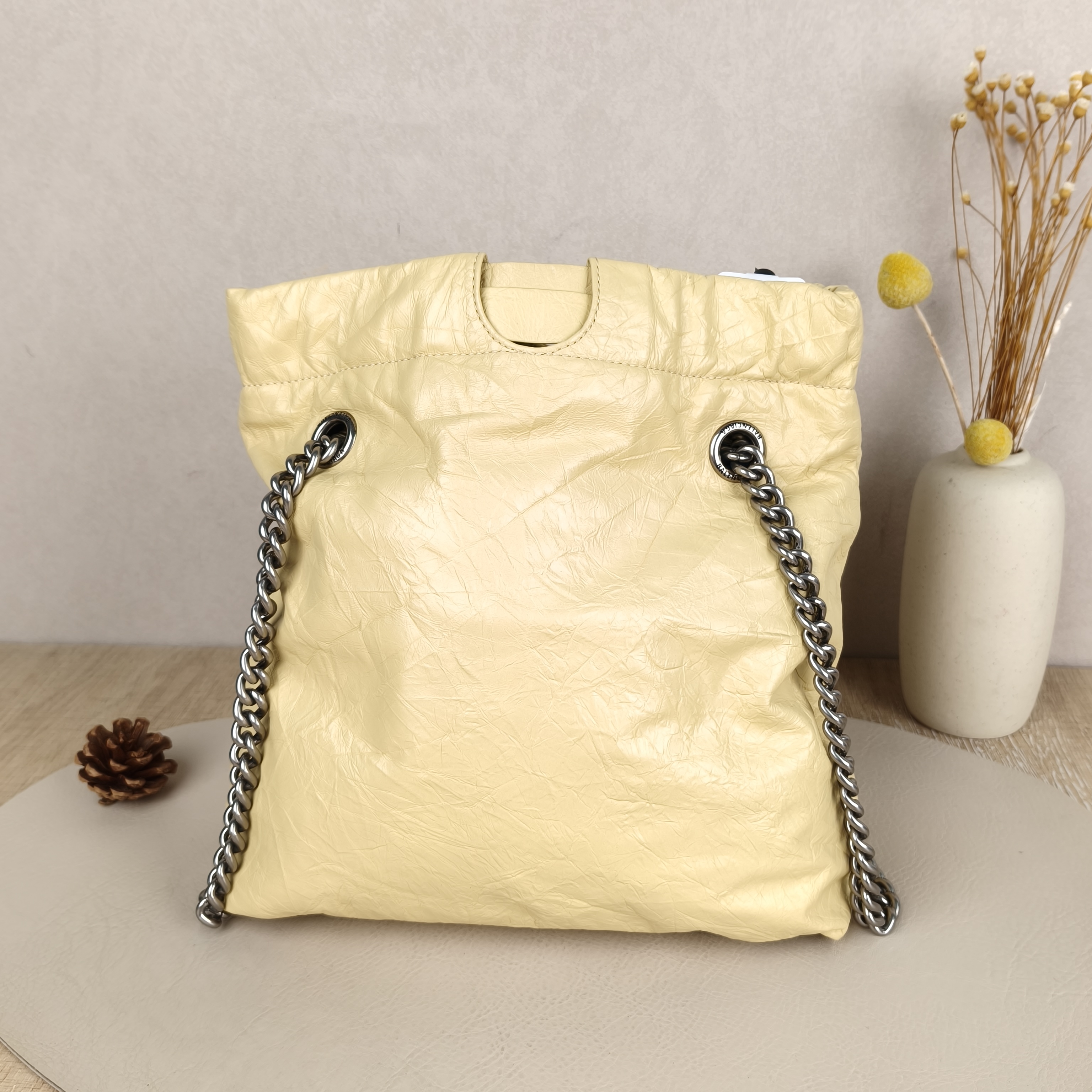 BALENCIAGA Shoulder Bag Crush Yellow Calfskin Small25 × 9 × 26 cm — cover view 2 of 9