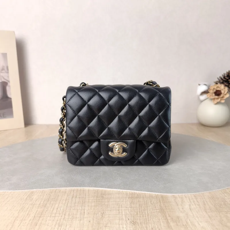 Chanel Crossbody Bag Classic Flap Mini CF Mini Black SL ambskin Mini 17 × 8 × 13.5 cm