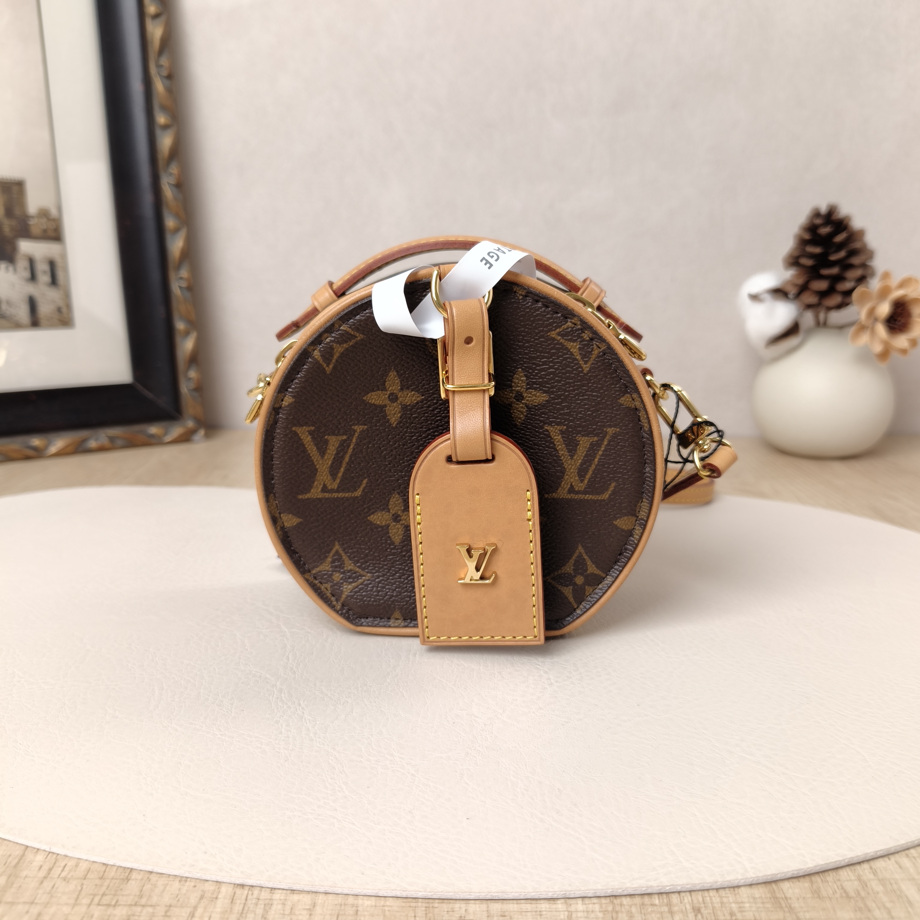 Louis Vuitton Crossbody Bag Mini BOITE CHAPEAU Monogram PV Cmini13 × 6.5 × 12 cm