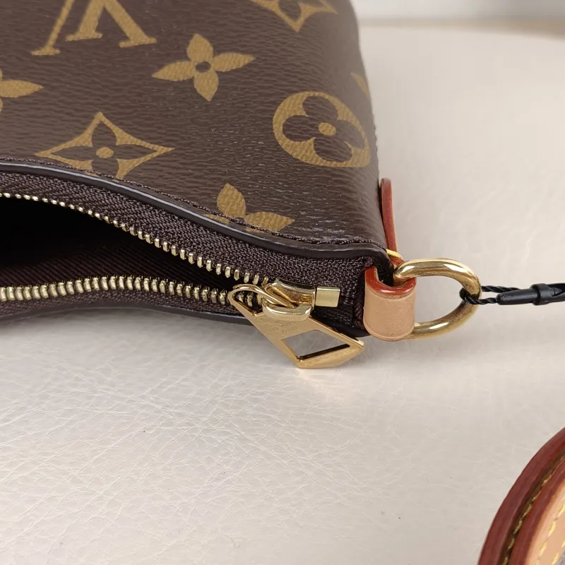 Louis Vuitton Crossbody Bag Boulogne PVC nano 19 × 8 × 13 cm Conditioned — detail view 3 of 12