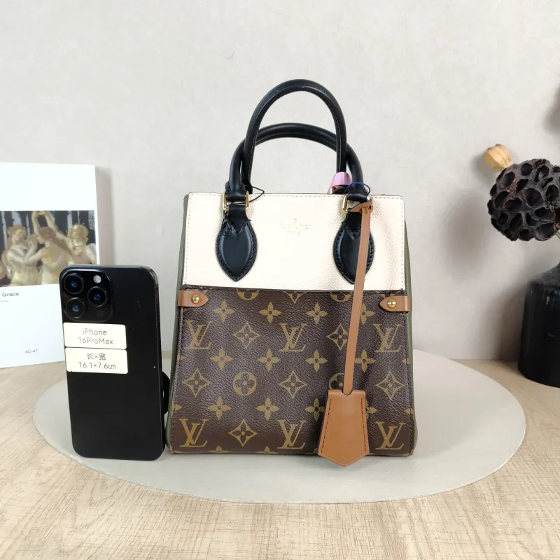 Louis Vuitton Top Handle Bag Fold Tote Colorblock PVC · Calfskin Small 20 × 18 × 22 cm — cover view 3 of 5