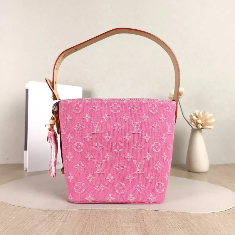 Louis Vuitton Top Handle Bag ALL IN BB BB 16 × 12 × 18 cm — detail view 8 of 10