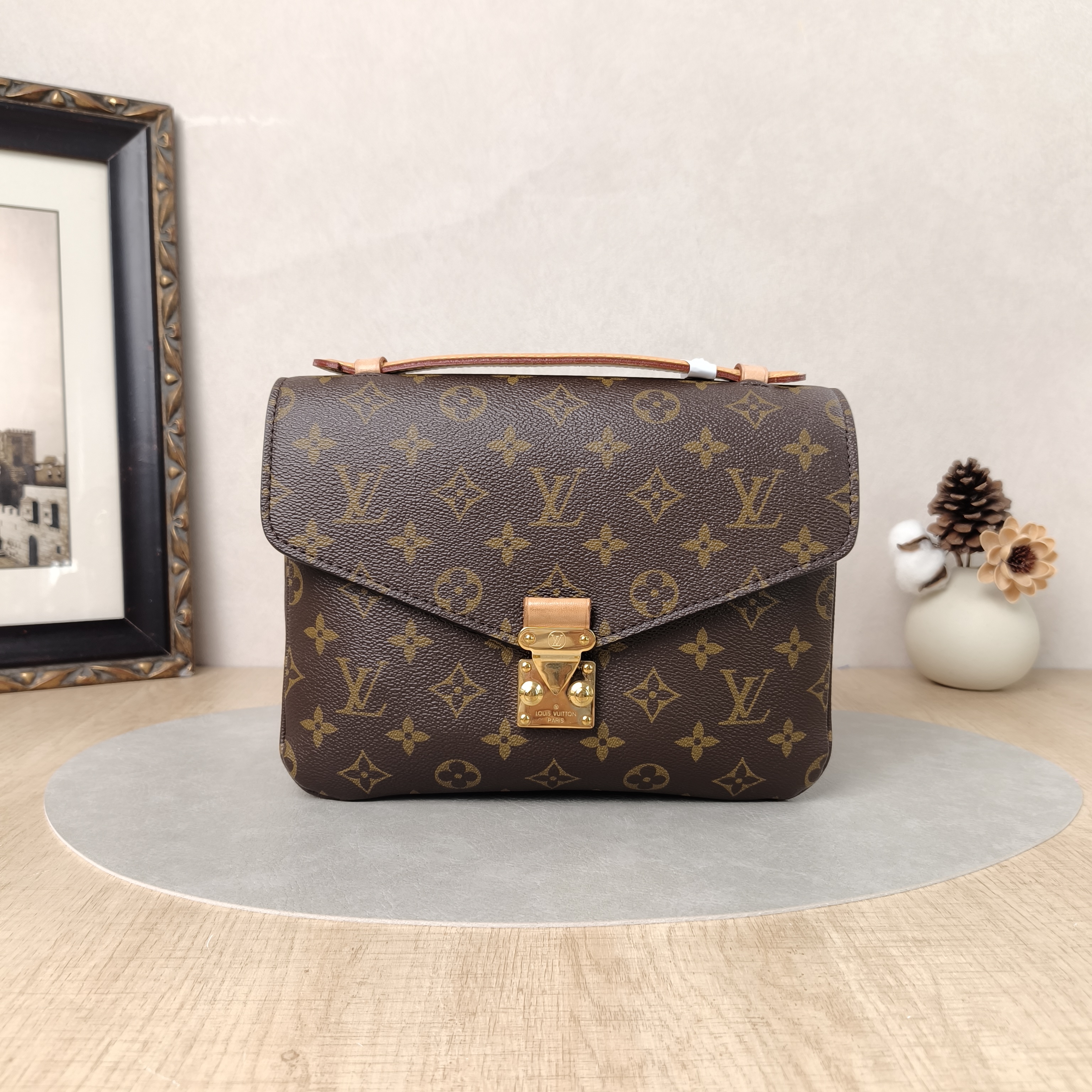 Louis Vuitton Crossbody Bag Pochette Métis Monogram PVC Medium25 × 7 × 19 cm