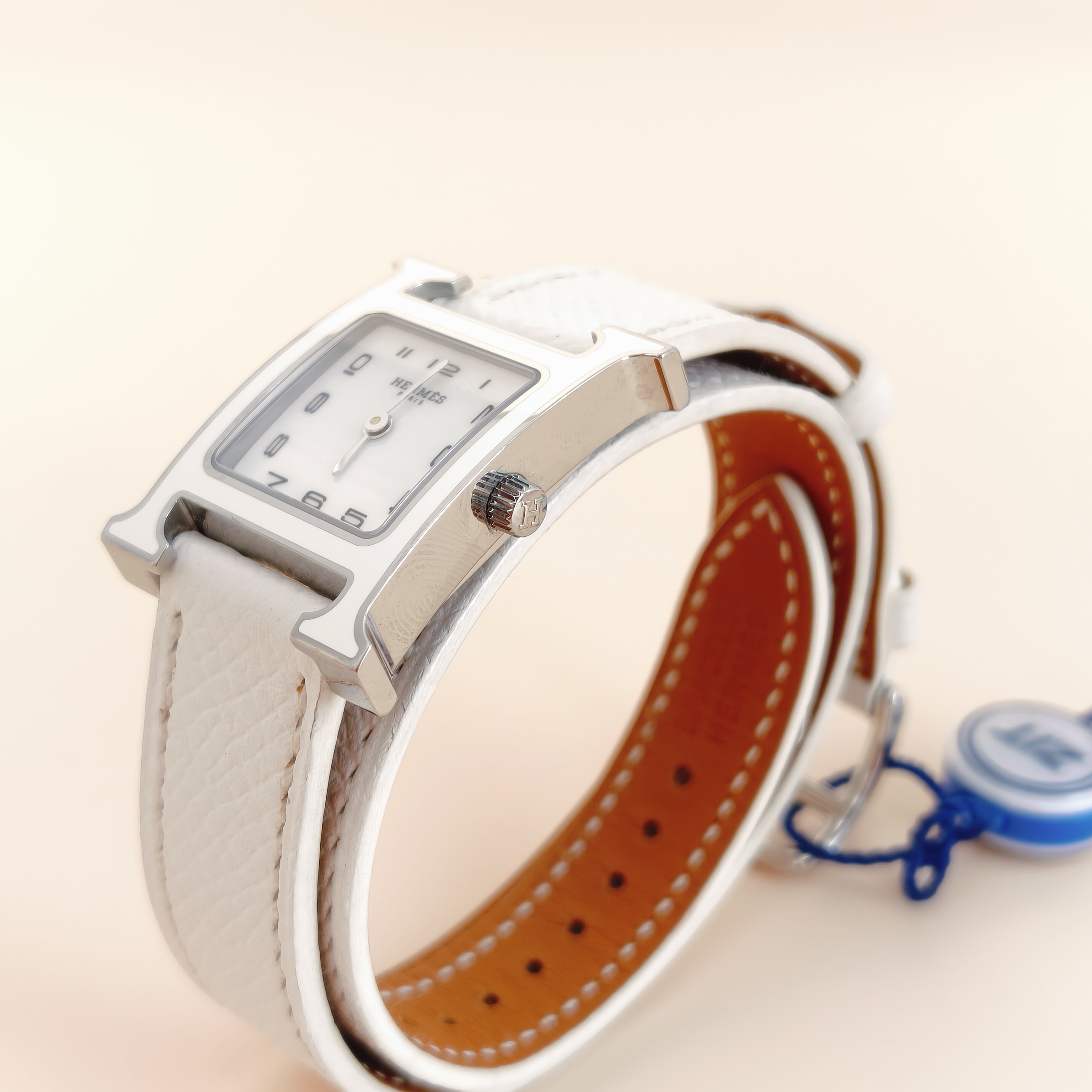 Hermès Watchh Collection Watch White One Size21*21 — cover view 5 of 9