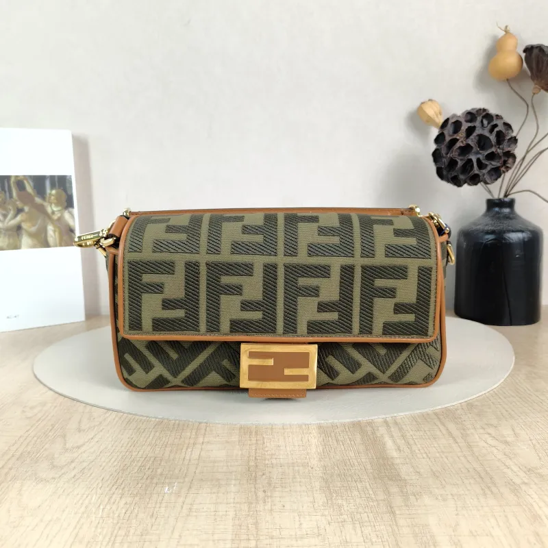 FENDI Crossbody Bag Baguette Baguette Bag Green Canvas Medium27 × 6 × 15 cm